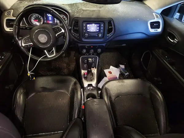 3C4NJDBB6JT162261 2018 JEEP COMPASS - Image 8