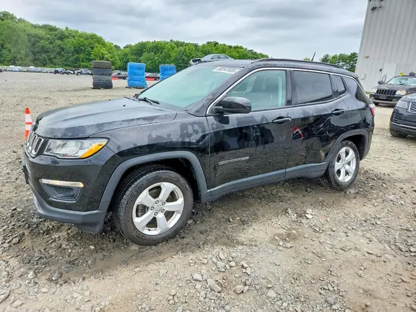 3C4NJDBB6JT176225 2018 JEEP COMPASS - Image 1