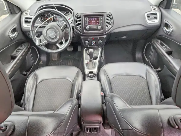 3C4NJDBB6JT176225 2018 JEEP COMPASS - Image 8