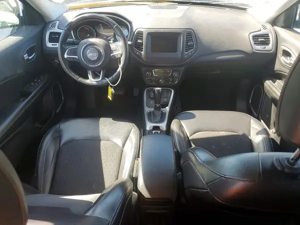 3C4NJDBB6JT178301 2018 JEEP COMPASS - Image 8