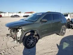 3C4NJDBB6JT178587 2018 JEEP COMPASS