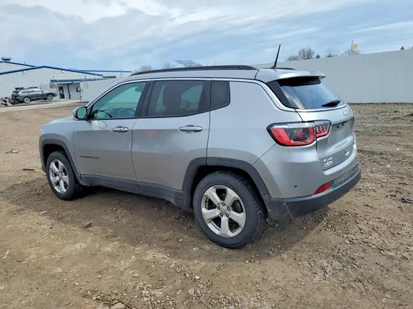 3C4NJDBB6JT179206 2018 JEEP COMPASS - Image 2