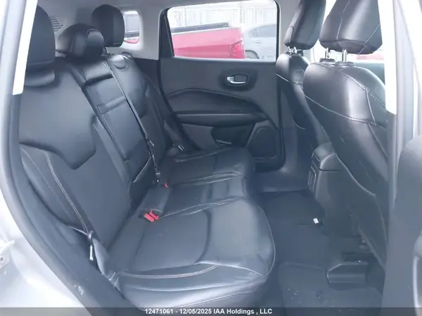 3C4NJDBB6JT179254 2018 JEEP COMPASS - Image 8