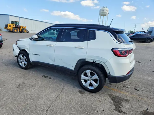 3C4NJDBB6JT192196 2018 JEEP COMPASS - Image 2