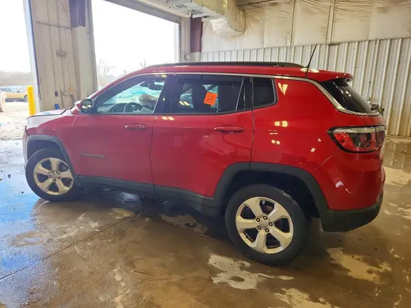 3C4NJDBB6JT199536 2018 JEEP COMPASS - Image 2