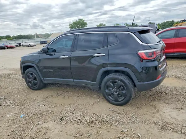 3C4NJDBB6JT200247 2018 JEEP COMPASS - Image 2
