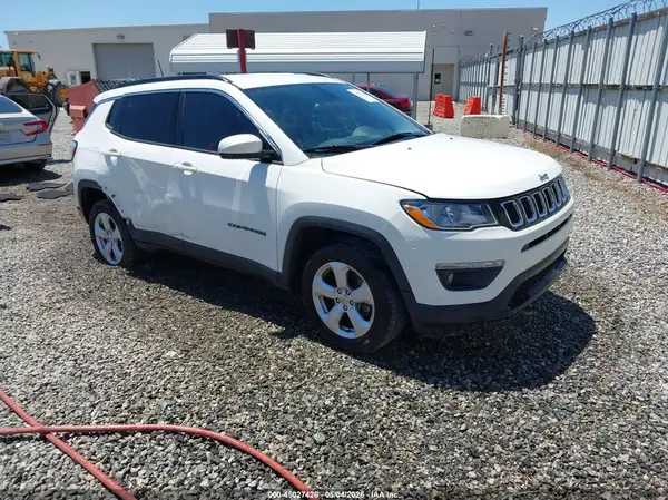3C4NJDBB6JT231837 2018 JEEP COMPASS - Image 1