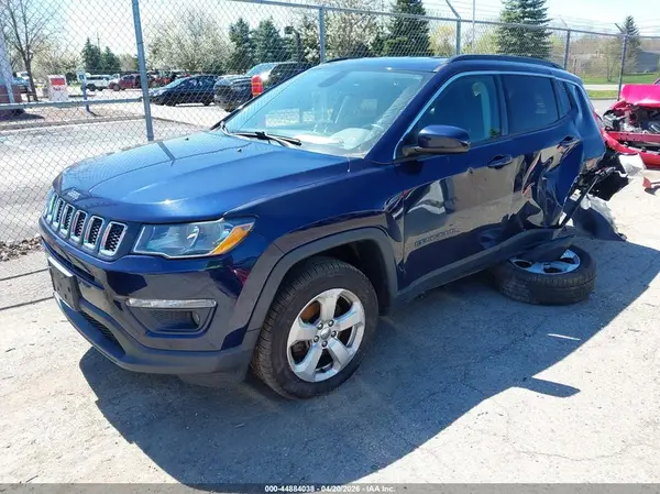 3C4NJDBB6JT232227 2018 JEEP COMPASS - Image 2