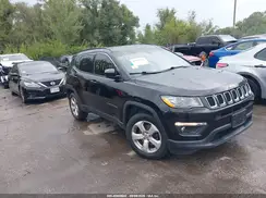 3C4NJDBB6JT256656 2018 JEEP COMPASS