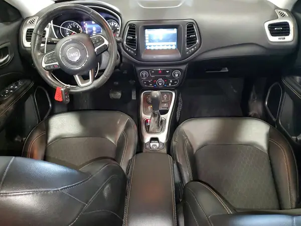 3C4NJDBB6JT259055 2018 JEEP COMPASS - Image 8