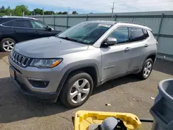 3C4NJDBB6JT261694 2018 JEEP COMPASS