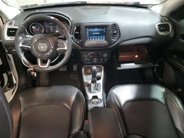 3C4NJDBB6JT282030 2018 JEEP COMPASS - Image 8