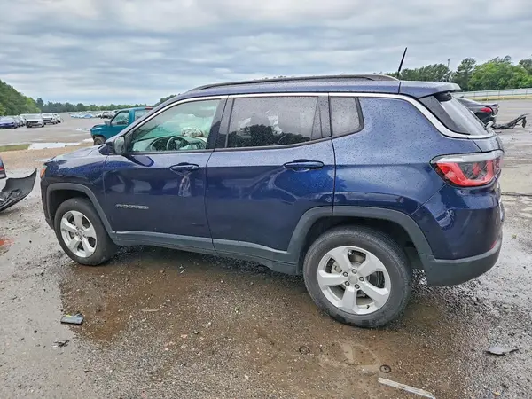 3C4NJDBB6JT283646 2018 JEEP COMPASS - Image 2