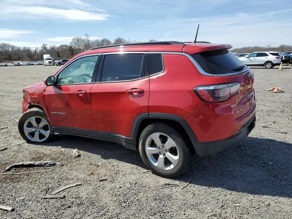 3C4NJDBB6JT284618 2018 JEEP COMPASS - Image 2
