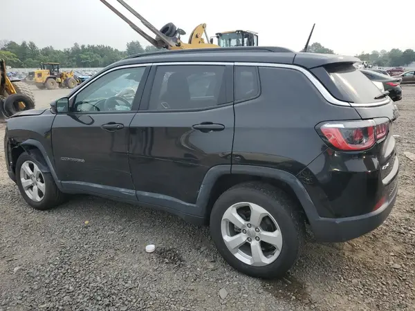 3C4NJDBB6JT284814 2018 JEEP COMPASS - Image 2