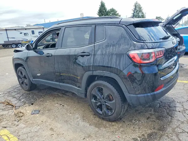 3C4NJDBB6JT298714 2018 JEEP COMPASS - Image 2