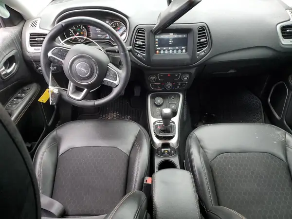 3C4NJDBB6JT316421 2018 JEEP COMPASS - Image 8