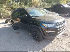 3C4NJDBB6JT325698 2018 JEEP COMPASS