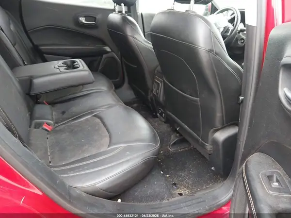 3C4NJDBB6JT331775 2018 JEEP COMPASS - Image 8