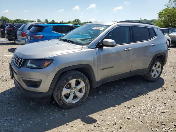 3C4NJDBB6JT392821 2018 JEEP COMPASS - Image 1