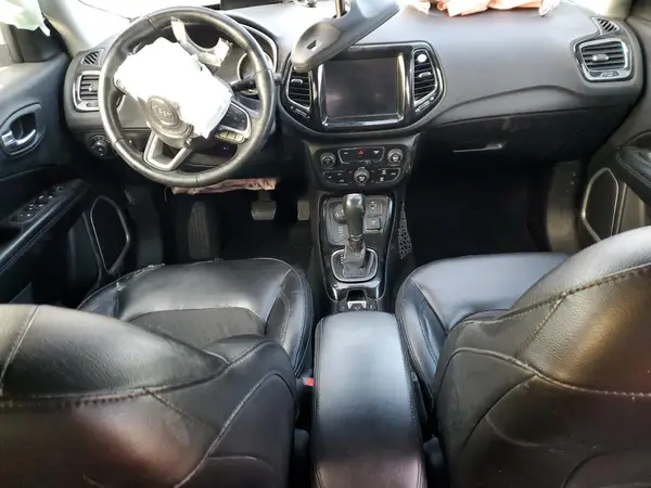 3C4NJDBB6JT395783 2018 JEEP COMPASS - Image 8