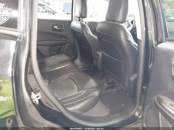 3C4NJDBB6JT400156 2018 JEEP COMPASS - Image 8
