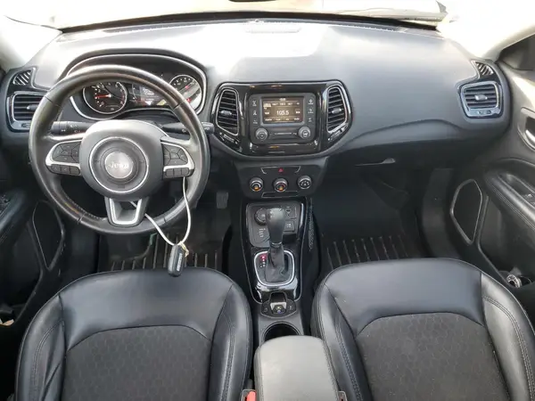 3C4NJDBB6JT403106 2018 JEEP COMPASS - Image 8