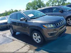 3C4NJDBB6JT408726 2018 JEEP COMPASS