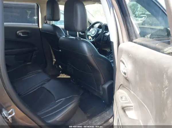 3C4NJDBB6JT408726 2018 JEEP COMPASS - Image 8