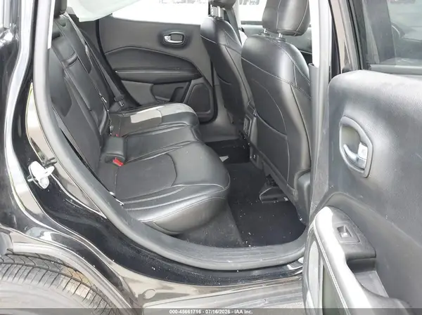 3C4NJDBB6JT413912 2018 JEEP COMPASS - Image 8