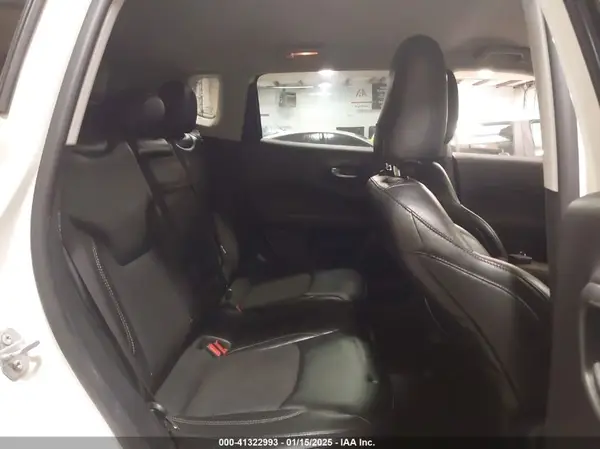 3C4NJDBB6JT415448 2018 JEEP COMPASS - Image 8