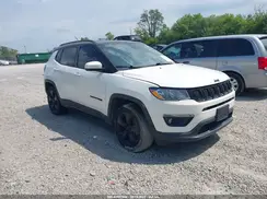 3C4NJDBB6JT432542 2018 JEEP COMPASS