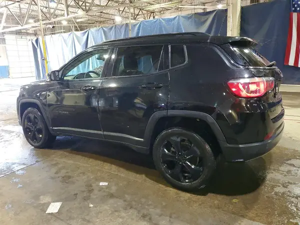 3C4NJDBB6JT433965 2018 JEEP COMPASS - Image 2
