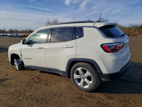 3C4NJDBB6JT457067 2018 JEEP COMPASS - Image 2