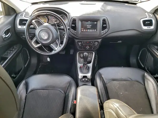 3C4NJDBB6JT457067 2018 JEEP COMPASS - Image 8