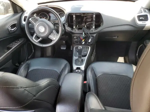 3C4NJDBB6JT479828 2018 JEEP COMPASS - Image 8