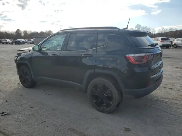 3C4NJDBB6JT482566 2018 JEEP COMPASS - Image 2