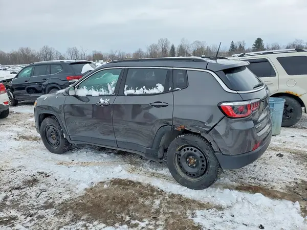 3C4NJDBB6JT485211 2018 JEEP COMPASS - Image 2