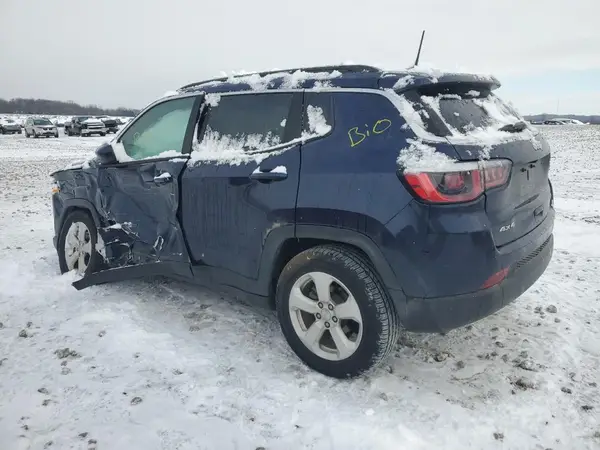 3C4NJDBB6JT485628 2018 JEEP COMPASS - Image 2