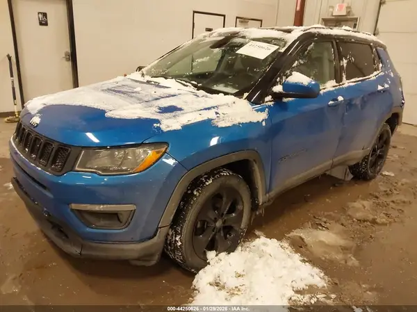 3C4NJDBB6KT598531 2019 JEEP COMPASS - Image 2