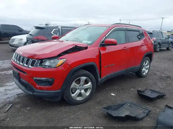 3C4NJDBB6KT629566 2019 JEEP COMPASS - Image 2