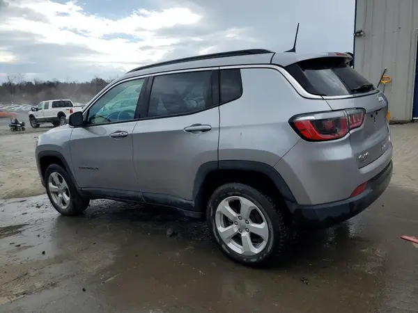 3C4NJDBB6KT629969 2019 JEEP COMPASS - Image 2