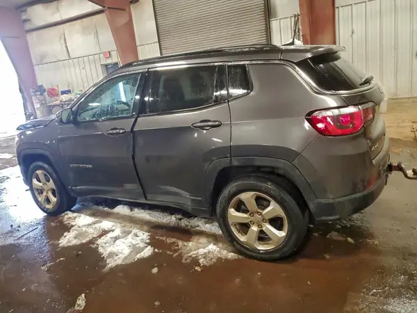 3C4NJDBB6KT647016 2019 JEEP COMPASS - Image 2