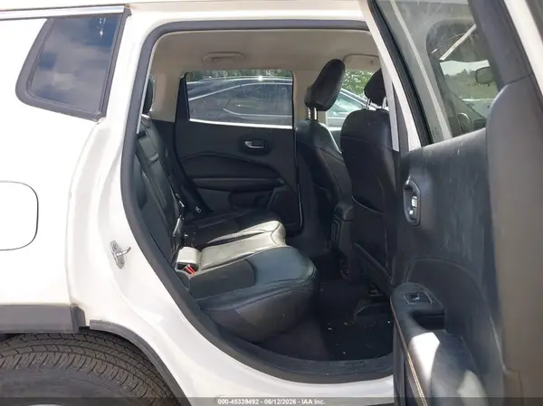 3C4NJDBB6KT650305 2019 JEEP COMPASS - Image 8