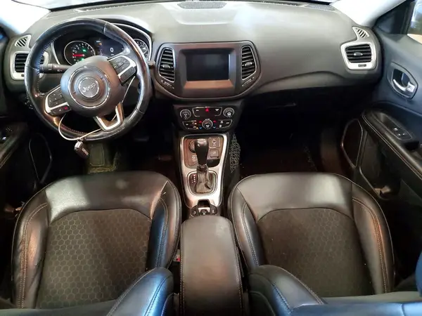 3C4NJDBB6KT651471 2019 JEEP COMPASS - Image 8