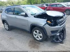 3C4NJDBB6KT657190 2019 JEEP COMPASS