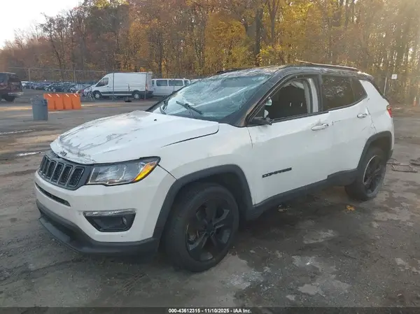 3C4NJDBB6KT665175 2019 JEEP COMPASS - Image 2