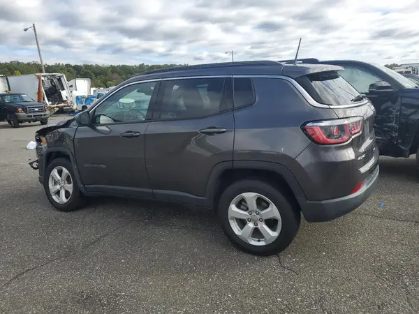 3C4NJDBB6KT672675 2019 JEEP COMPASS - Image 2