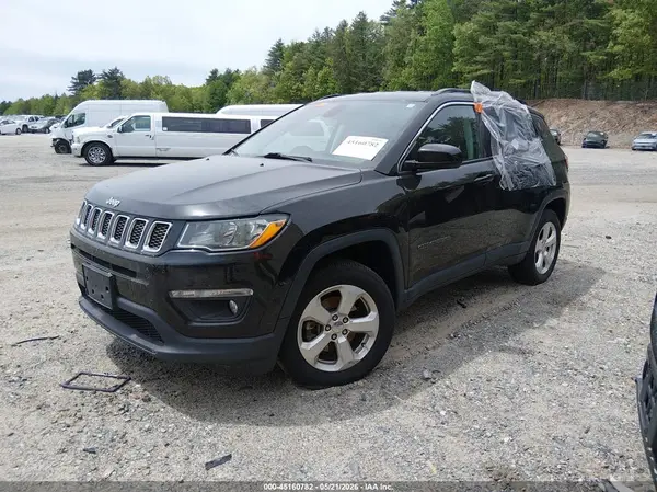3C4NJDBB6KT689427 2019 JEEP COMPASS - Image 2