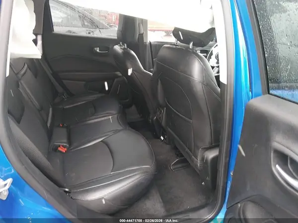 3C4NJDBB6KT697575 2019 JEEP COMPASS - Image 8